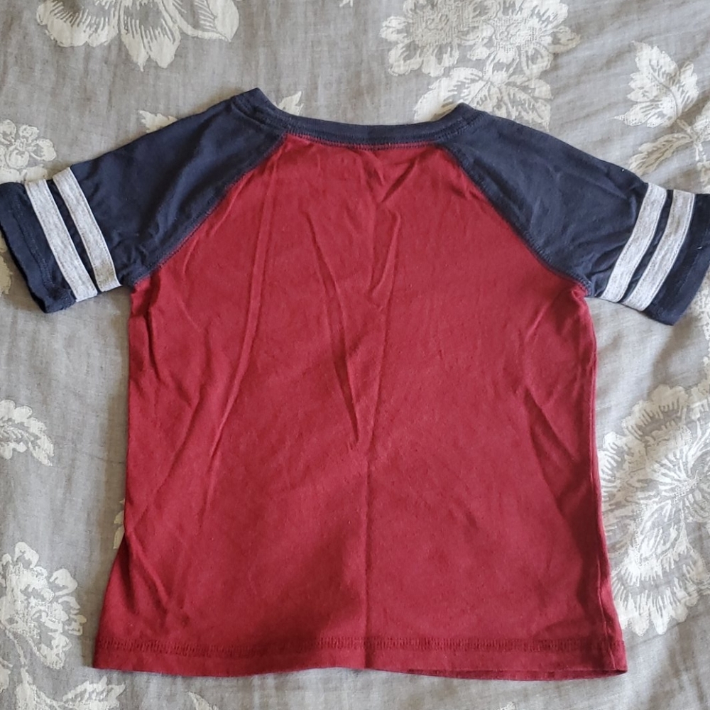 (4/$16) Maroon T shirt- size 3T - Picture 2 of 3